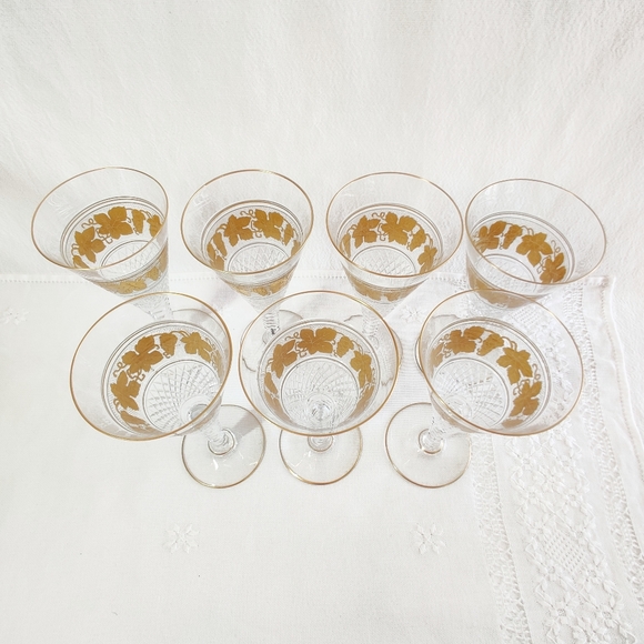 Val Saint Lambert Cut Crystal Port Wine Stemware Set of 7, Gold Gilt Grapevine - Picture 5 of 10